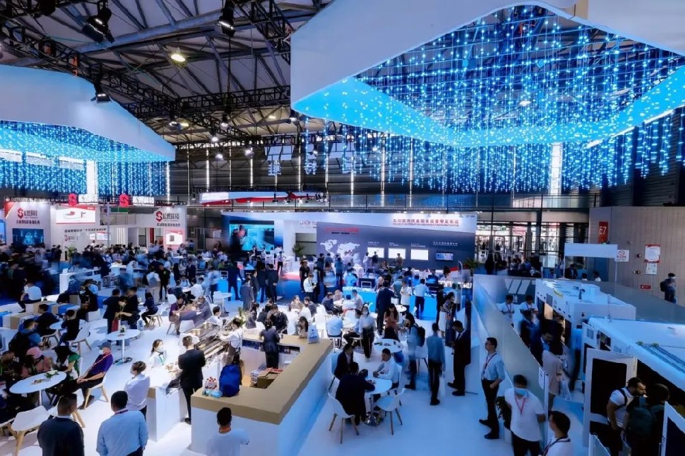 智造•新未来丨奥特维惊艳亮相SNEC2023