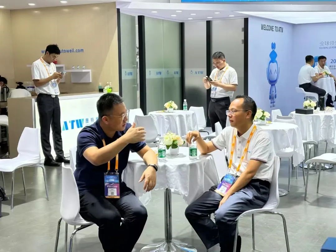 1761479557101594.jpg 502.jpg